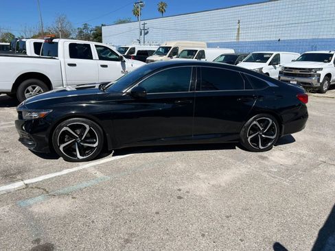 Used 2019 Honda Accord Sport image 8