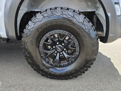 Used 2023 Ford F150 Raptor w/ Raptor 37 Performance Package AWD/4WD image 9
