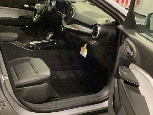 New 2026 Chevrolet Trax LT w/ Driver Confidence Package image 20