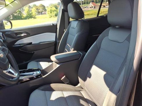 Used 2024 Chevrolet Trax LT w/ Driver Confidence Package image 13