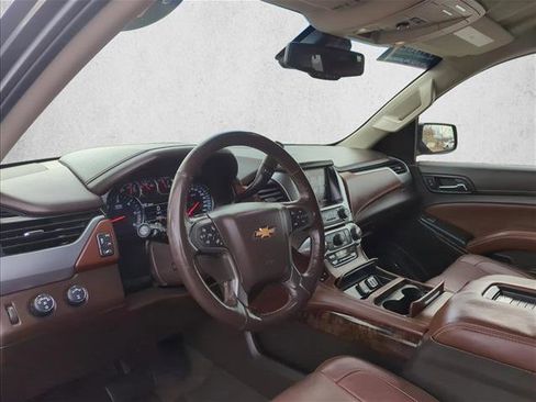 Used 2018 Chevrolet Tahoe Premier w/ RST Edition image 11