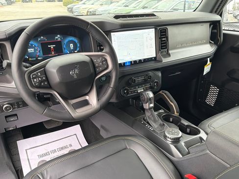 New 2025 Ford Bronco Badlands AWD/4WD image 28