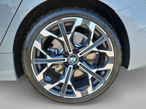 New 2026 BMW 330i Sedan w/ M Sport Package RWD image 10