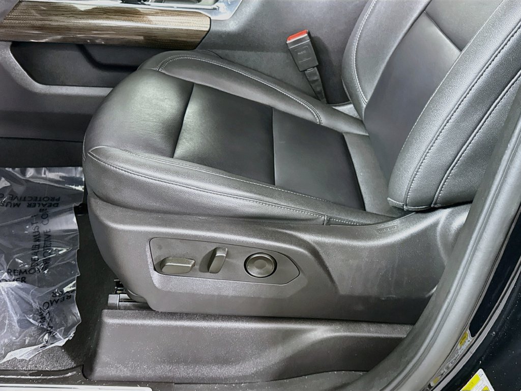 Used 2024 Chevrolet Silverado 1500 LT Trail Boss w/ Convenience Package II AWD/4WD image 24