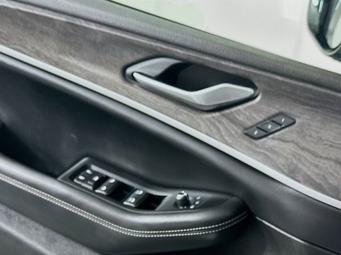 Used 2022 Jeep Grand Cherokee Limited 4xe image 15