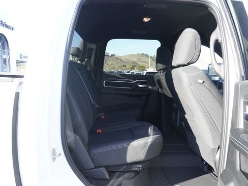 New 2026 RAM 2500 Big Horn AWD/4WD image 28