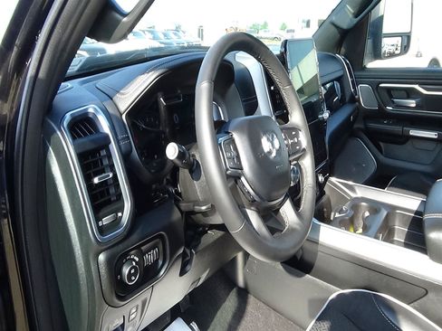 Used 2025 RAM 1500 Laramie w/ Night Edition AWD/4WD image 19