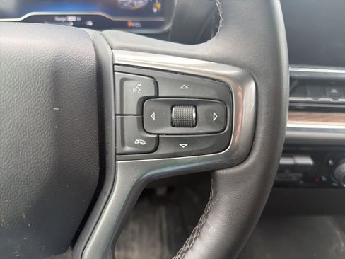 Used 2025 Chevrolet Silverado 1500 LT AWD/4WD image 24