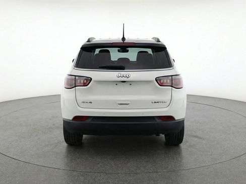 Used 2025 Jeep Compass Limited image 7