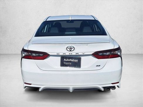 Used 2024 Toyota Camry SE FWD image 6
