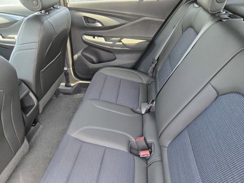 New 2025 Buick Envista Preferred image 6