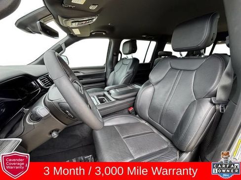 Used 2023 Jeep Wagoneer Series II w/ Flexible Seating Group AWD/4WD image 10