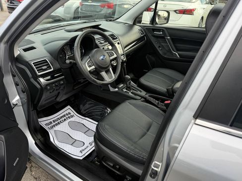 Used 2018 Subaru Forester 2.5i Touring AWD/4WD image 7