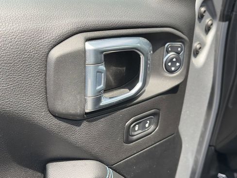 Used 2021 Jeep Wrangler Unlimited Rubicon 4xe w/ Steel Bumper Group AWD/4WD image 26