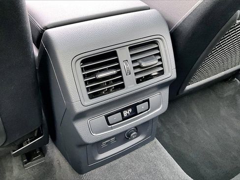 Used 2025 Audi Q5 2.0T Premium Plus w/ Premium Plus Package image 10