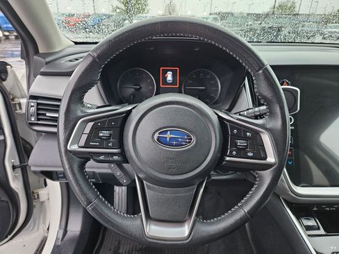 Used 2020 Subaru Outback Premium w/ Popular Package #1 AWD/4WD image 19