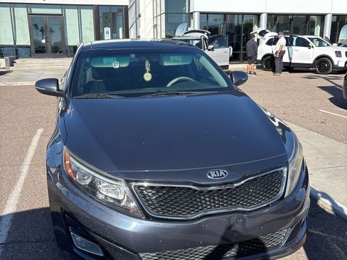 Used 2015 Kia Optima EX w/ EX Premium Package image 2