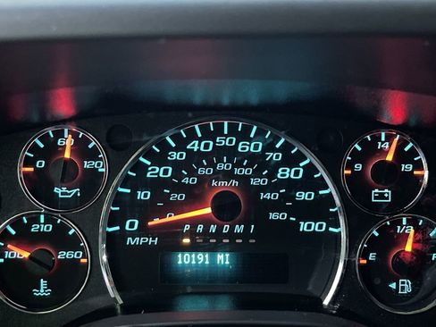 Used 2024 GMC Savana 2500 Work Van w/ Driver Convenience Package image 18