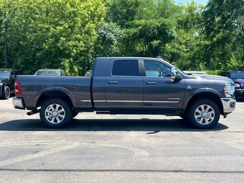 Used 2024 RAM 3500 Limited AWD/4WD image 55