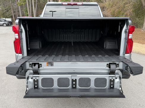 Used 2024 Chevrolet Silverado 1500 ZR2 w/ ZR2 Bison Edition image 12