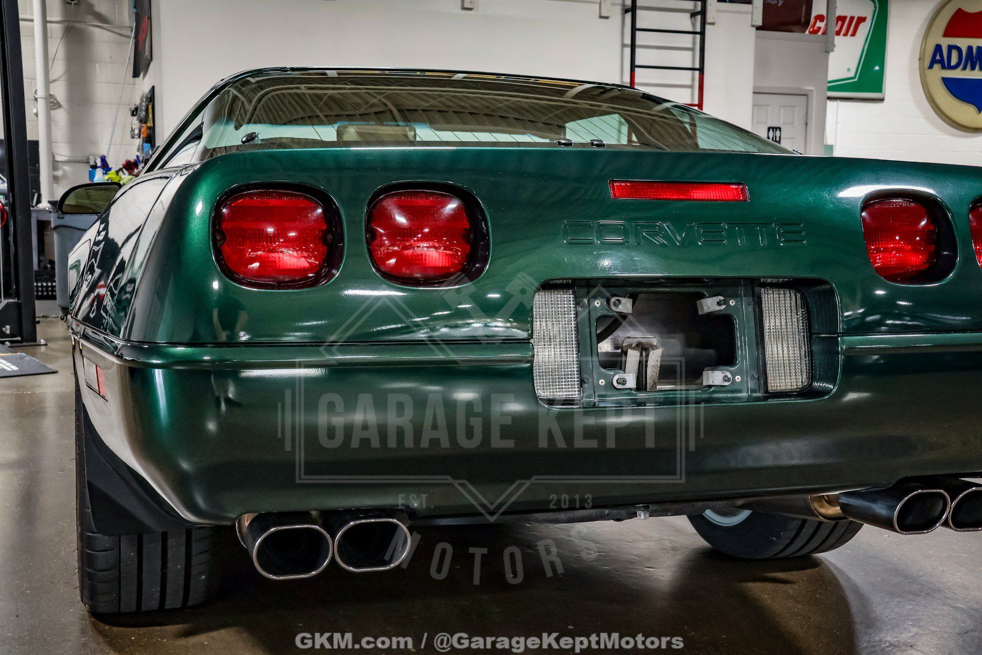 Used 1994 Chevrolet Corvette Coupe RWD image 40