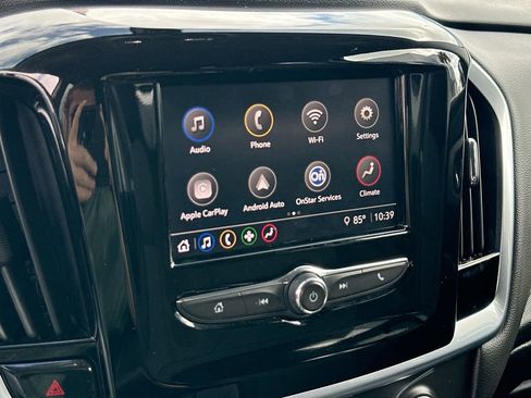 Used 2021 Chevrolet Traverse LS image 15