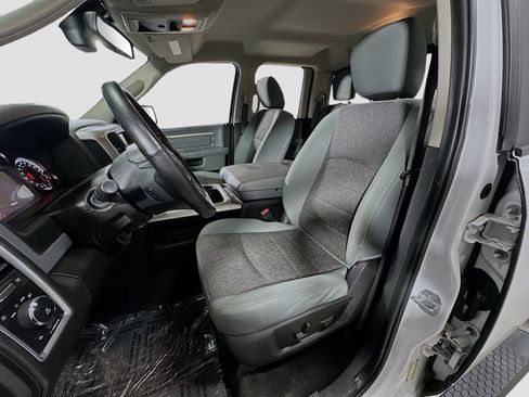 Used 2019 RAM 1500 Classic Warlock image 22