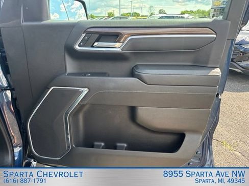 Used 2023 Chevrolet Silverado 1500 LT AWD/4WD image 30