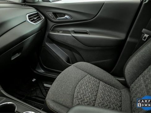 Used 2023 Chevrolet Equinox LT image 23