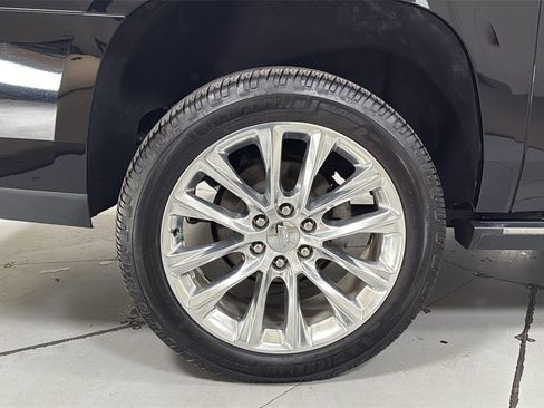 Used 2019 Cadillac Escalade ESV Premium Luxury image 23