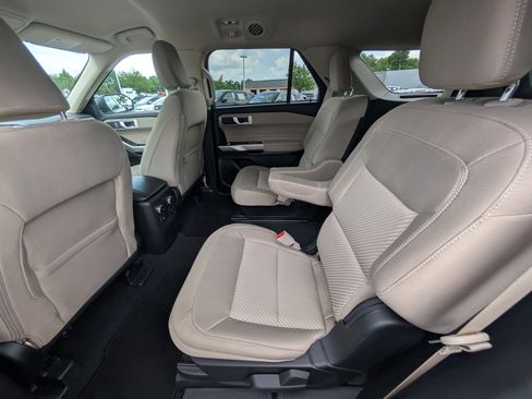 Certified 2023 Ford Explorer XLT AWD/4WD image 16
