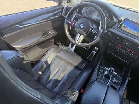 Used 2017 BMW X5 M image 27