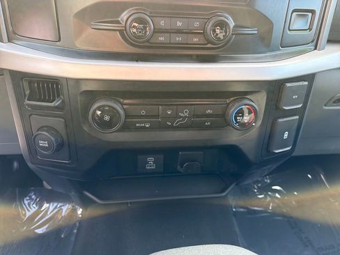 Used 2023 Ford F150 XLT image 26
