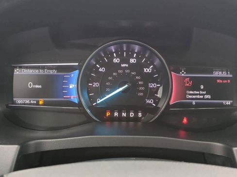 Used 2017 Ford Explorer XLT w/ Equipment Group 202A image 30