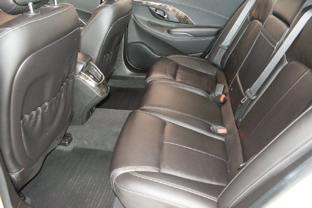 Used 2014 Buick LaCrosse Leather FWD image 16