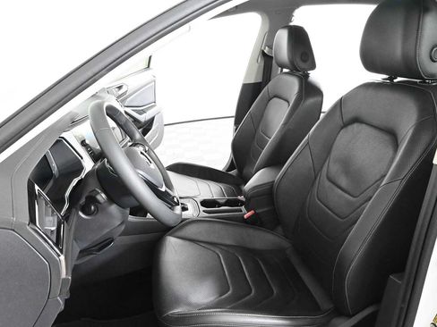 Used 2020 Volkswagen Jetta SEL Premium FWD image 19