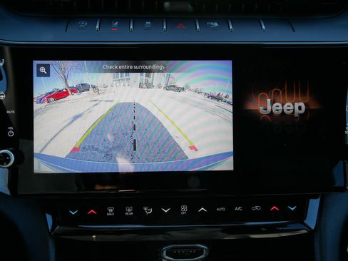 New 2026 Jeep Grand Cherokee Limited AWD/4WD image 21