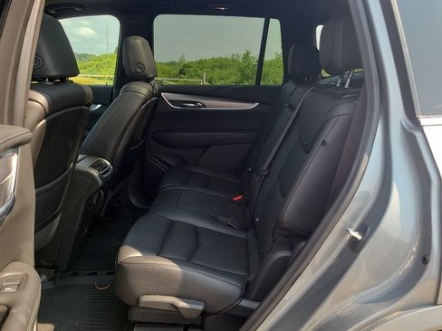 Used 2024 Cadillac XT6 Luxury w/ LPO, Floor Liner Package AWD/4WD image 36