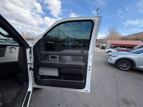 Used 2014 Ford F150 FX4 w/ Equipment Group 402A Luxury AWD/4WD image 25