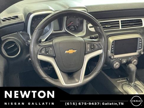 Used 2015 Chevrolet Camaro LT RWD image 16