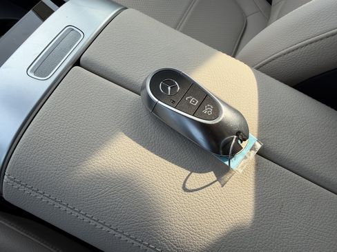 Certified 2024 Mercedes-Benz GLC 300 image 38