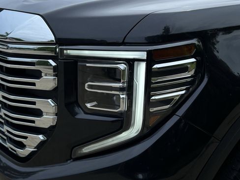 Used 2022 GMC Sierra 1500 Denali AWD/4WD image 21
