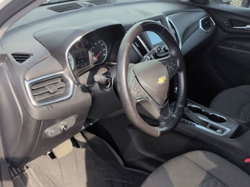 Used 2018 Chevrolet Equinox LT image 10