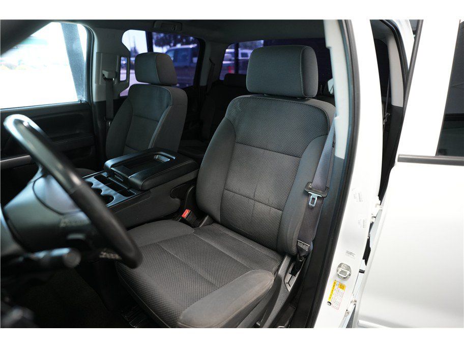 Used 2017 Chevrolet Silverado 1500 LT w/ All Star Edition RWD image 11