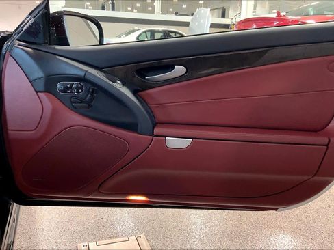 Used 2012 Mercedes-Benz SL 550 image 19