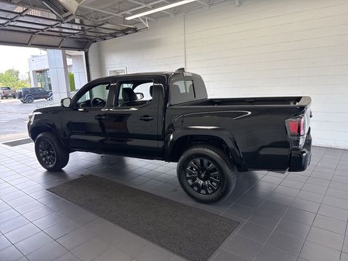 Certified 2023 Toyota Tacoma Limited w/ Nightshade Package AWD/4WD image 5