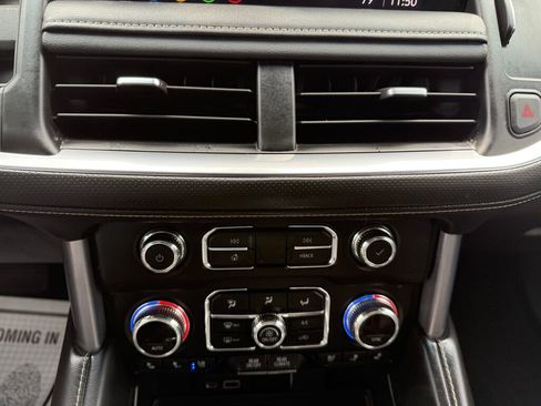 Used 2021 GMC Yukon SLT w/ SLT Premium Package image 21