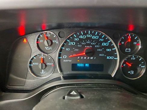 Used 2025 Chevrolet Express 2500 w/ Driver Convenience Package RWD image 13