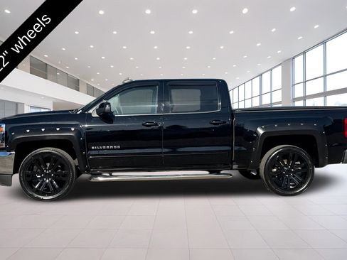 Used 2018 Chevrolet Silverado 1500 LT w/ LT Eassist Package RWD image 7