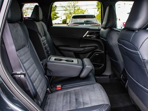 New 2026 Mitsubishi Outlander LE AWD/4WD image 39